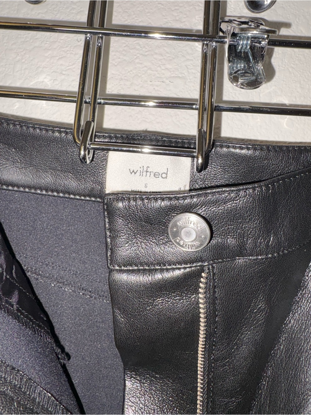 Wilfred Black Faux Leather Pants - Picture 3 of 6